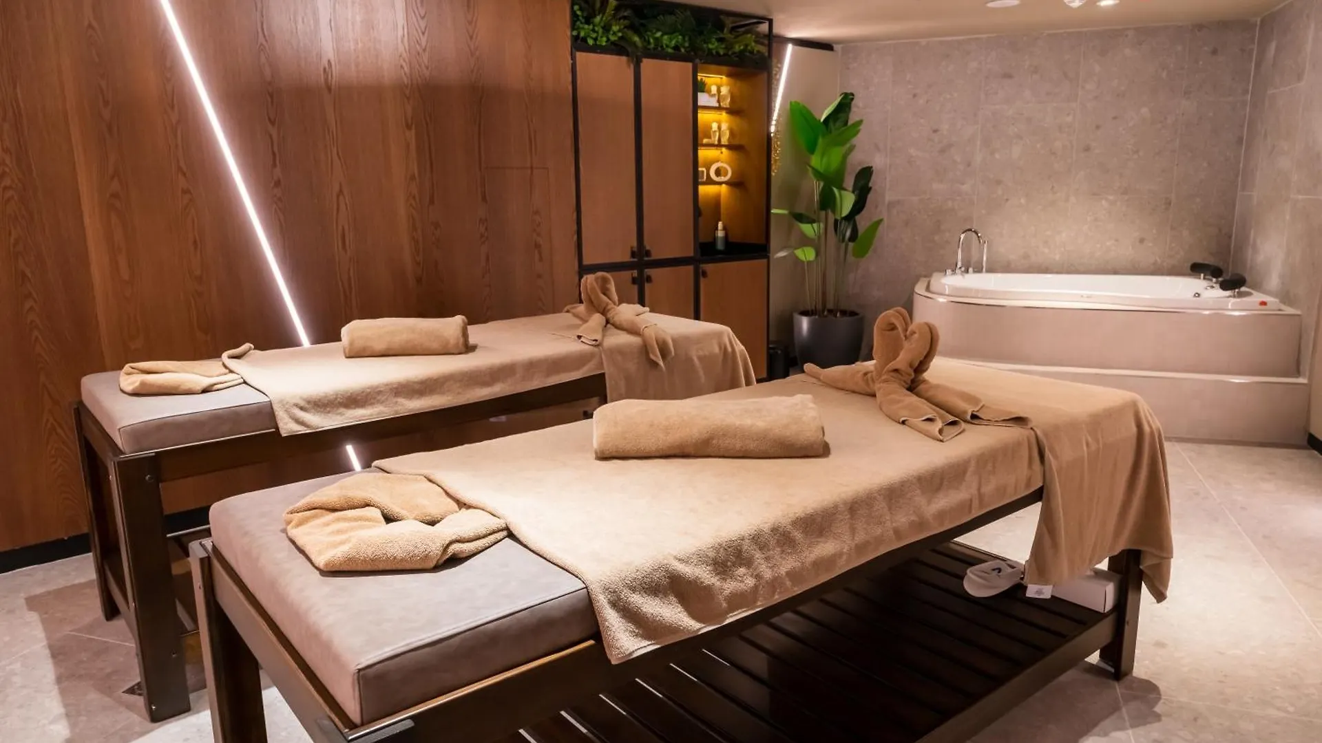 Novotel Istanbul Bomonti Otel